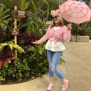 Meet your Posher, Nicole